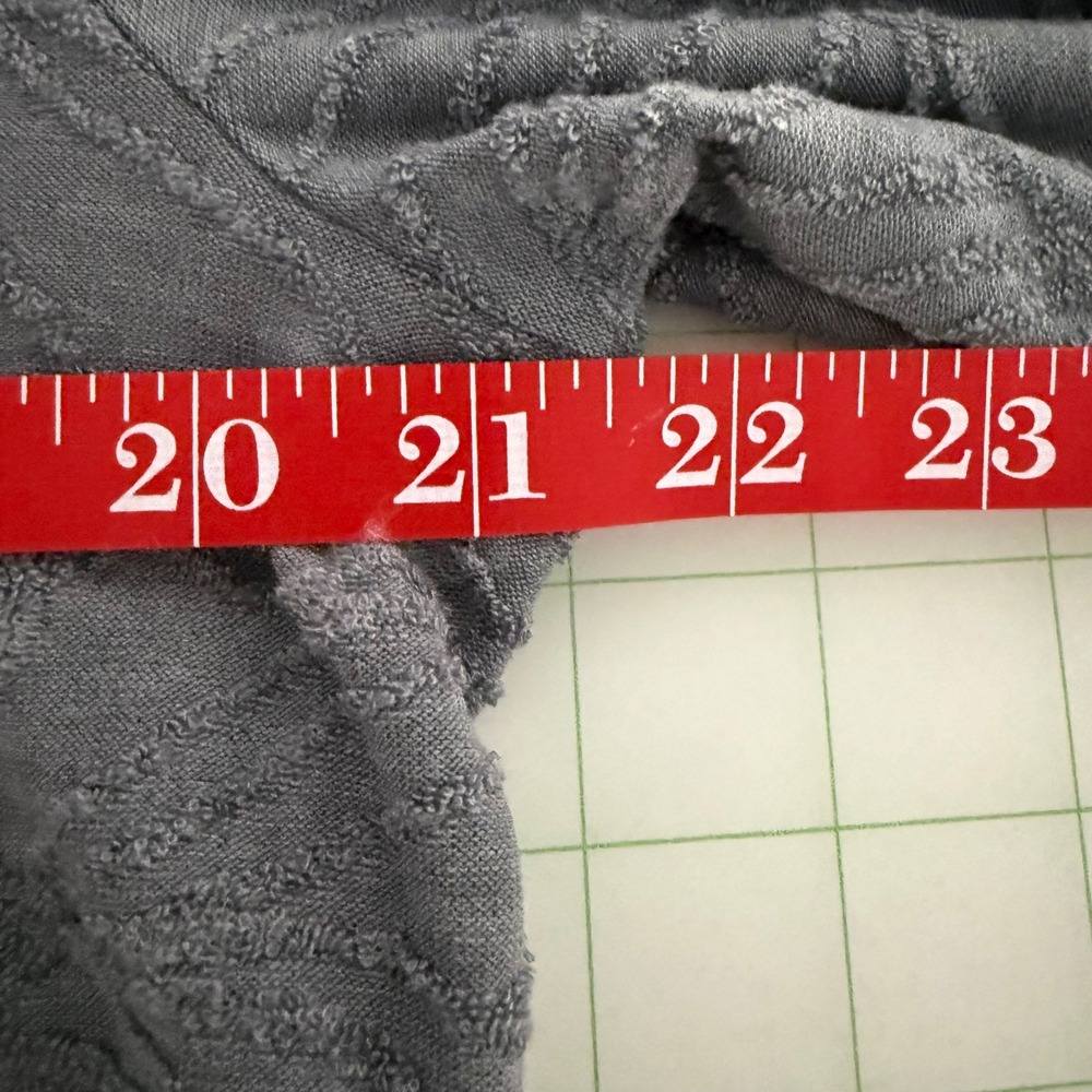 Simply Vera Vera Wong Woven Knit Gray Floral Beach Work Large long sleeve Shirt - Picture 7 of 8